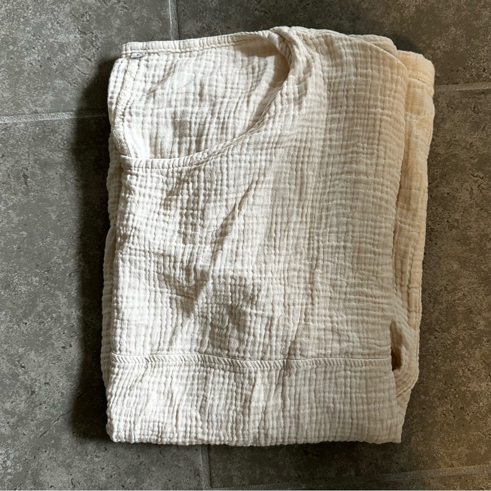 Linen Shirt - Picture 4 of 4